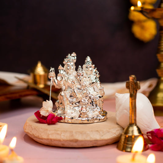 Shiv Family Sitting on Kailash with Parvatiji and Ganpati Idol for Home Decor 999 Silver Plated Sculpture for Home, Office, Temple and Pooja Gift